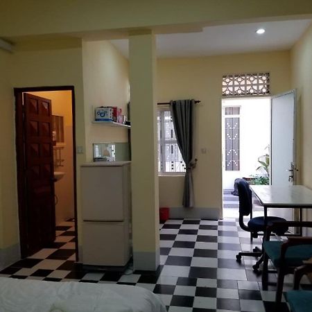 Room 7 - Studio In A Villa 5Mn Walk From The Royal Palace With Swimming Pool Phnom Penh Zewnętrze zdjęcie